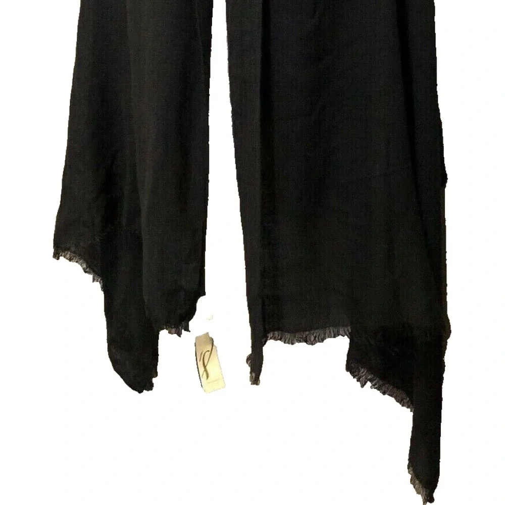 (NWT) Collection Eighteen XllX Black Oversized Eyelash Fringed Wrap/Scarf OS
